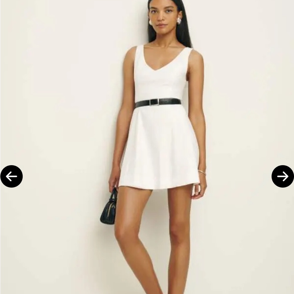 REFORMATION
Devi Sleeveless Mini Dress - White Size 2